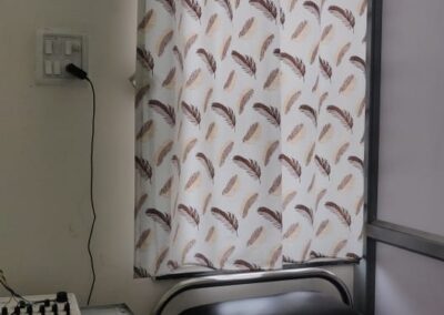 Here is the Separate Cabin For Treatment area of best acupuncture clinic in Nashik.