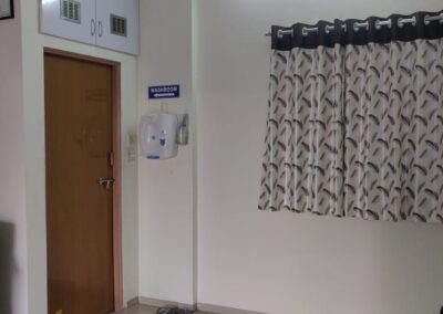 Here is the Separate Washroom area of best acupuncture clinic in Nashik.